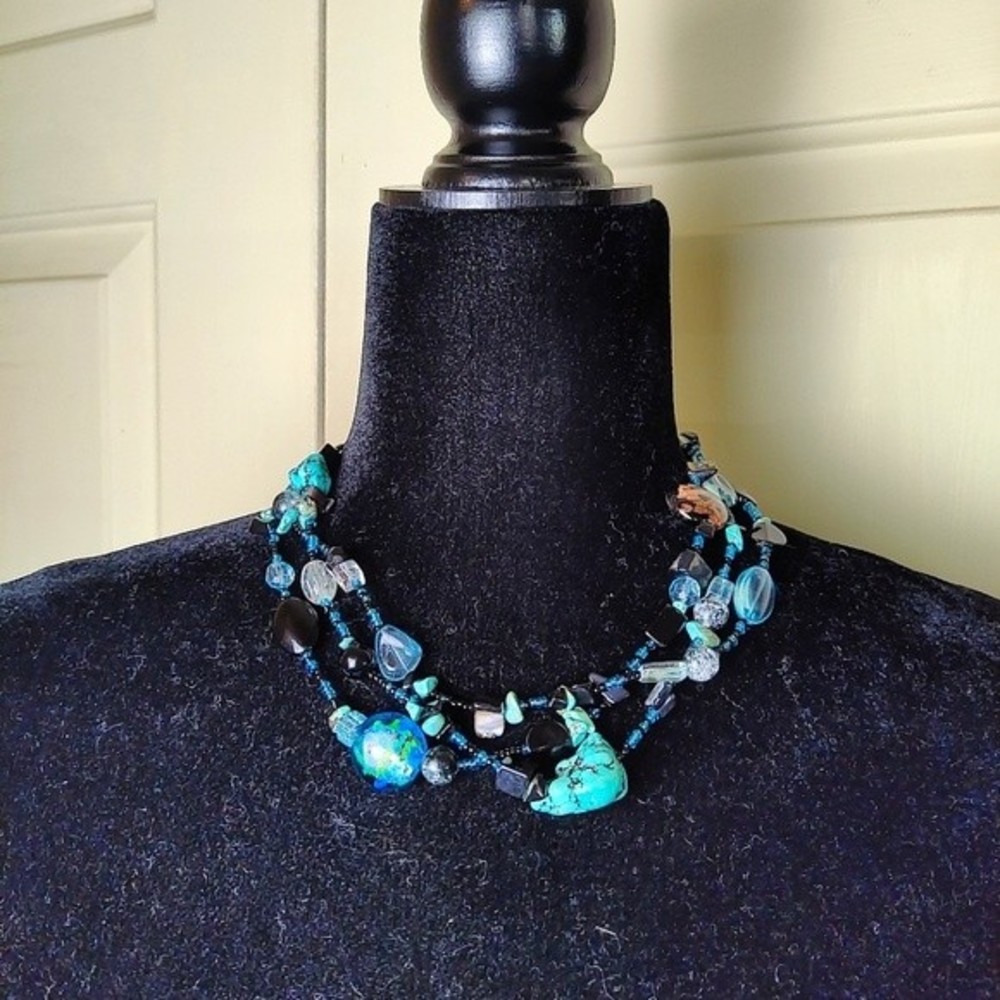 Vintage Raw turquoise and onyx necklace